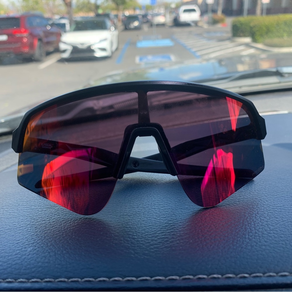 Oakley Sutro Lite Sweep